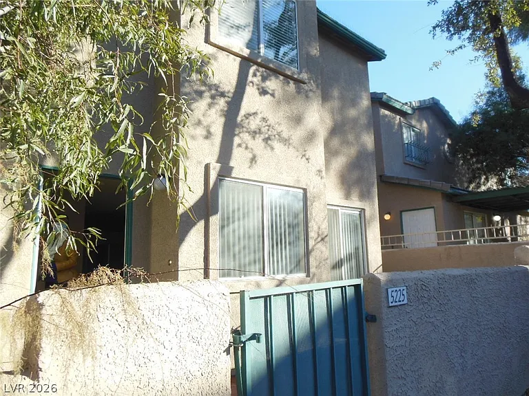 5225 Wave Dancer Ln — Photo 17