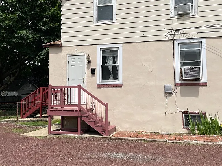 513 Jessamine Ave #2 — Photo 3