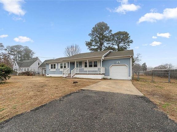 3rd image of 3327 Pine Grove Rd