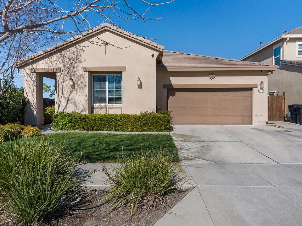 1st image of 2685 Remy Javier St