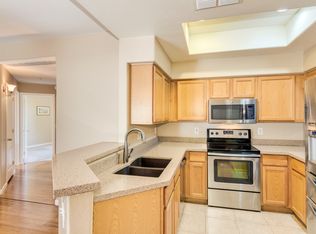 9151 W Greenway Rd UNIT 140, Peoria, AZ 85381