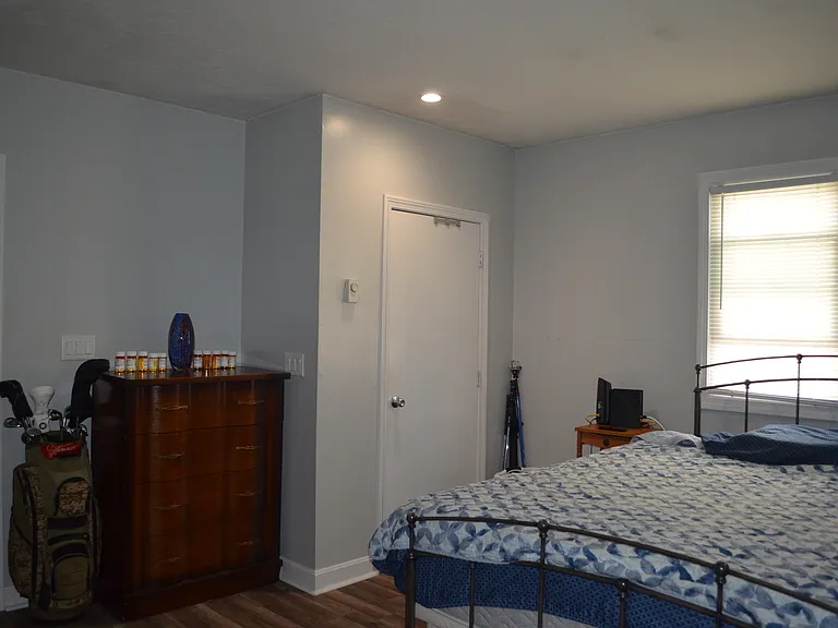 14 Hartford Ave E — Photo 13