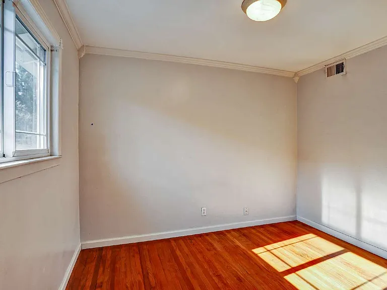 229 Seabiscuit Dr — Photo 18