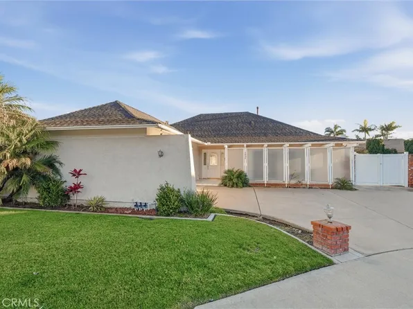 3922 Kitten Cir, Huntington Beach, CA 92649