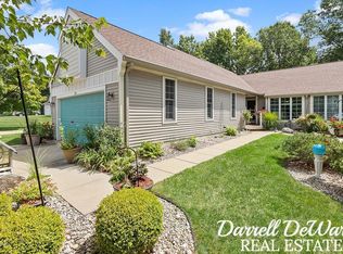 710 W Woodlawn Ave, Hastings, MI