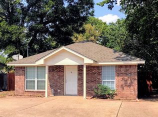 1912 S 12th St, Waco, TX 76706