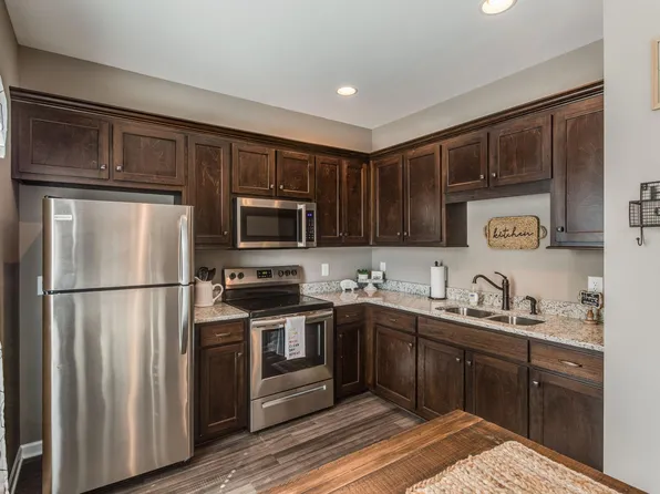 1070 Madison St, Manchester, TN 37355