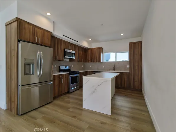 5635 Klump Ave, North Hollywood, CA 91601