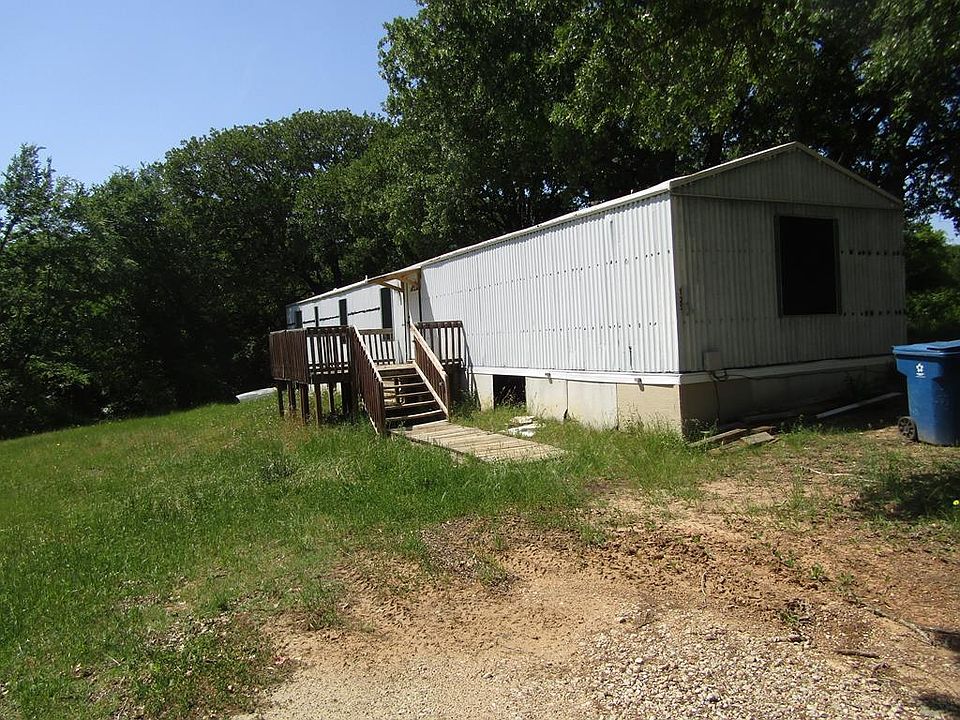 1st image of 125 Stephens Dr