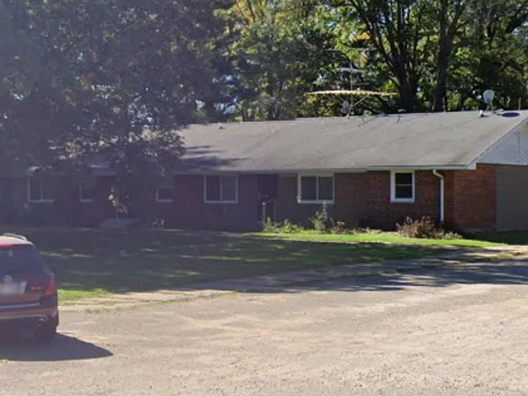 220 S Holly Ave — Photo 8