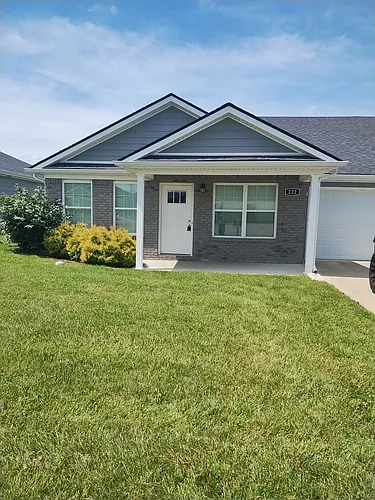 222 Longwood Ln Photo 1