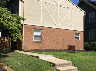 136 W Pacemont Rd, Columbus, OH 43202