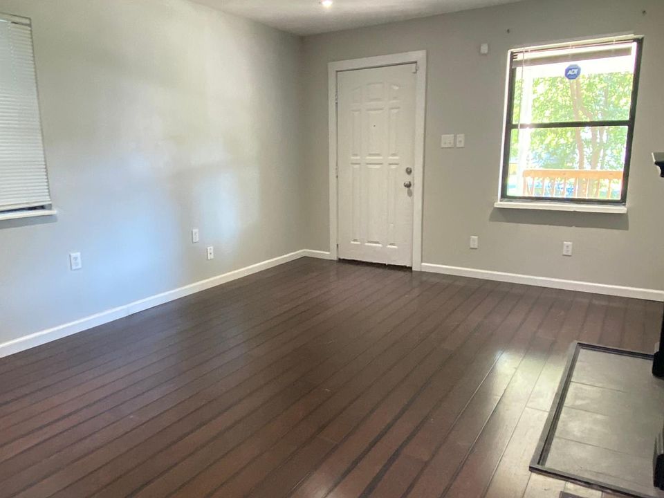 370 E Morrill Ave Columbus, OH, 43207 - Apartments for Rent | Zillow
