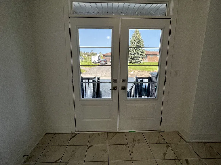 8 Sobczak Dr — Photo 17