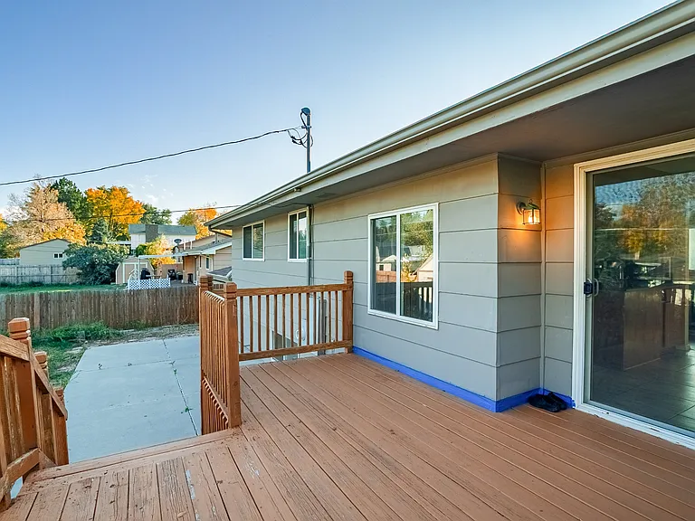 7500 Teller St — Photo 16