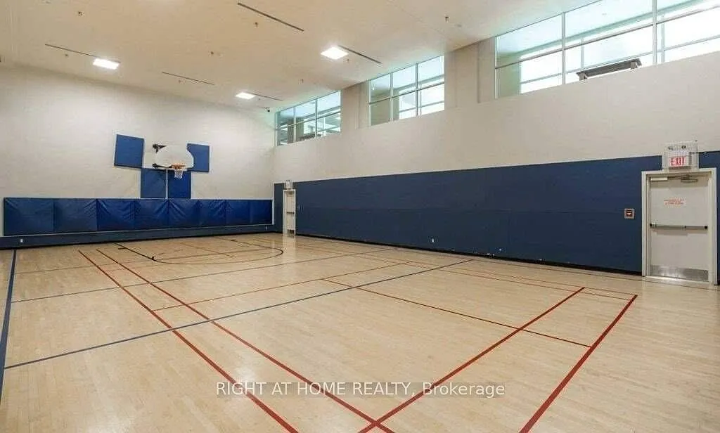 1 bed, $2,400 — Photo 4