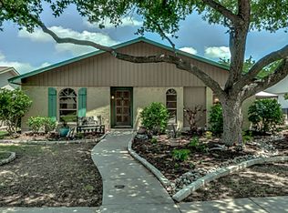 2035 Ash Hill Rd, Carrollton, TX 75007