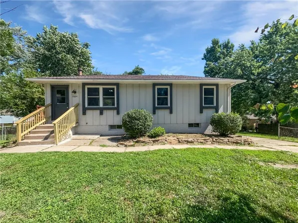 17604 E 19th Street Ct S, Independence, MO 64057