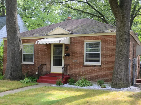 1930 Ray St, Muskegon, MI 49442