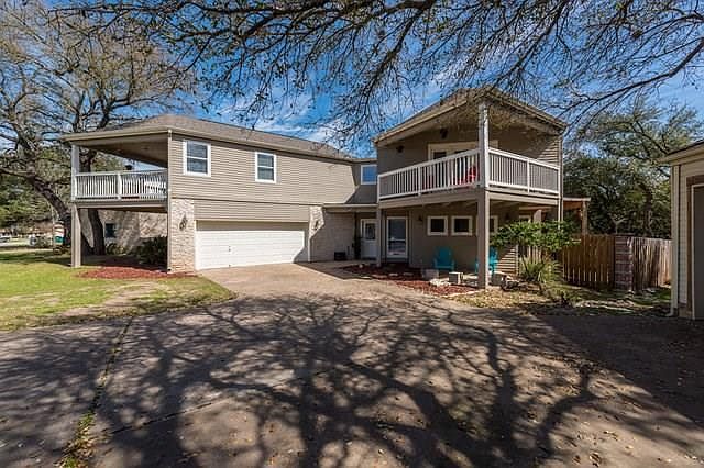 1st image of 118 Acapulco Dr