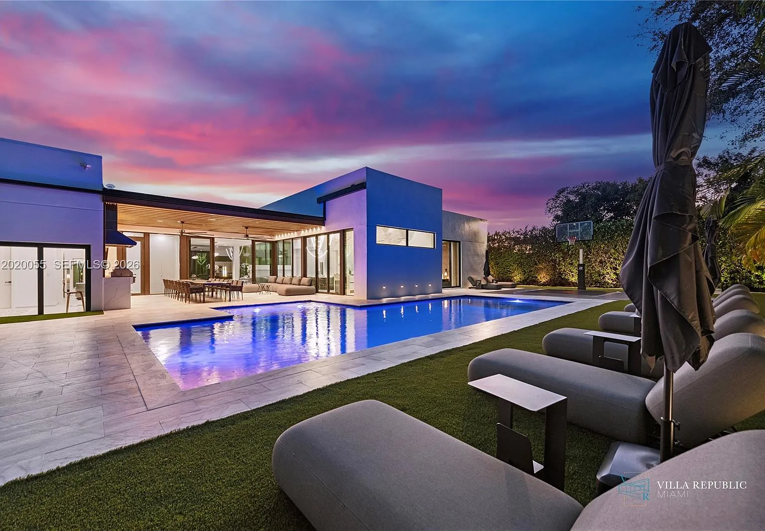 Greyknoll Estates — Photo 1