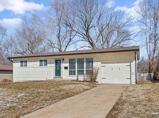 8305 Richwood Ln, Hazelwood, MO