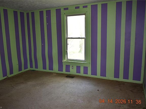 5th image of 939 Galloway St