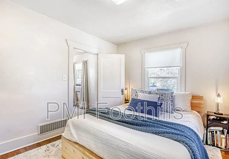 2968 S Grant St — Photo 10