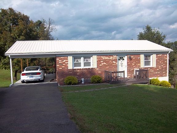 2nd image of 146 Forest Ln