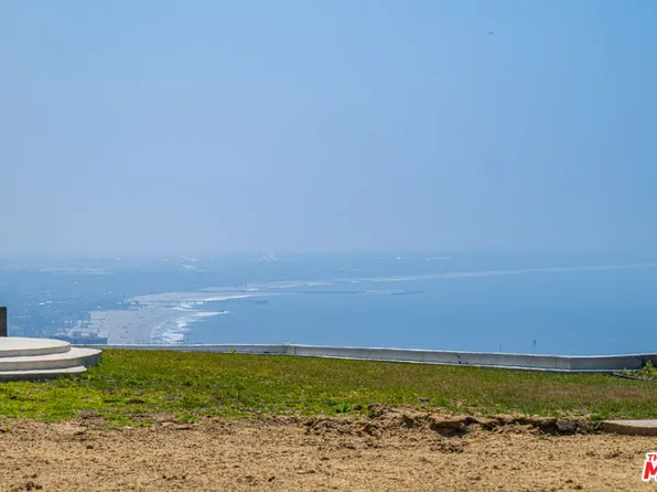 1216 Lachman Ln, Pacific Palisades, CA 90272