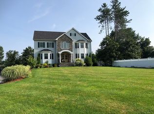 3 Jillian Way, Andover, MA 01810