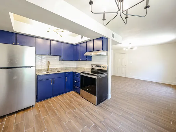9222 N 35th Ave APT 10, Phoenix, AZ 85051
