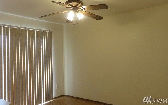 4th image of 4003 S 74th St APT C