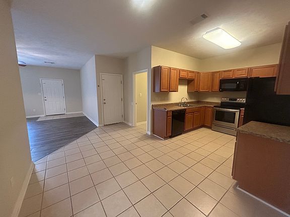 4th image of 2309 Argonne Ln