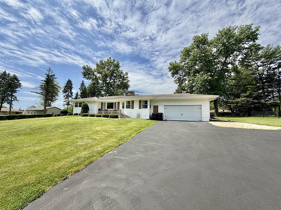 1st image of 1135 Oakhill Dr
