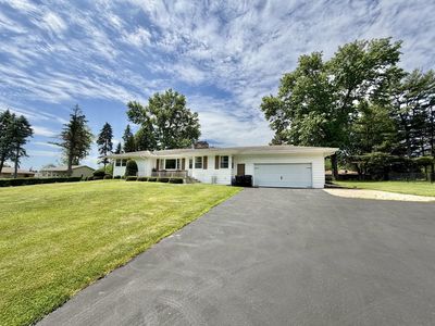1135 Oakhill Dr, Freeport, IL, 61032