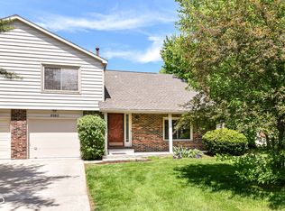 8980 Cinnebar Dr, Indianapolis, IN