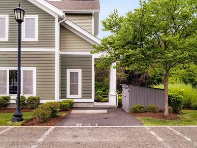 22 Blue Jay Cir #22, Mattapan, MA, 02126
