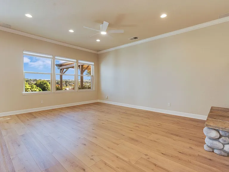 5035 Tesoro Way — Photo 13
