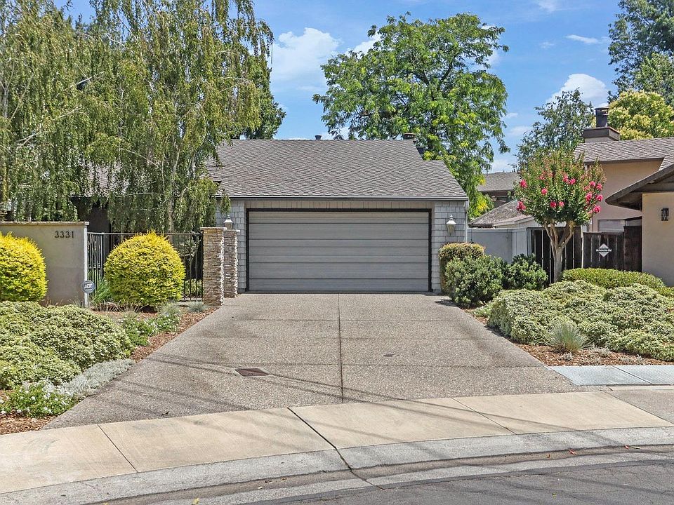 1st image of 3331 Meade Dr