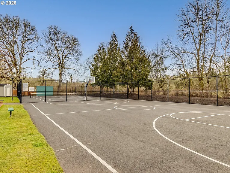 Community basketball and tennis courts