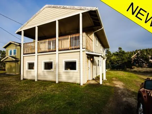 33435 Cape Kiwanda Dr, Pacific City, OR 97135