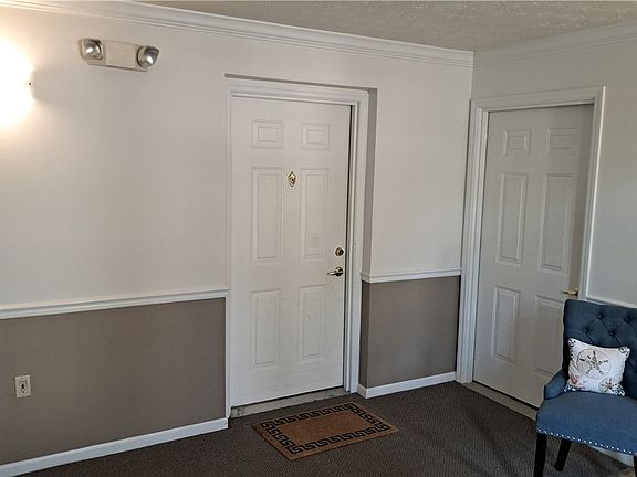 3rd image of 6635 Washington Cir