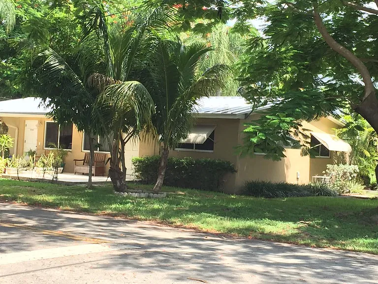 6992 SW 83rd Pl — Photo 2