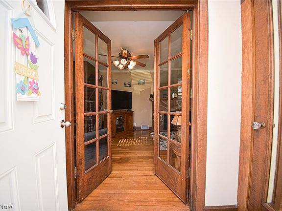 3rd image of 26988 Cook Rd