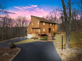 1634 Smithfield Dr, Blacksburg, VA 24060