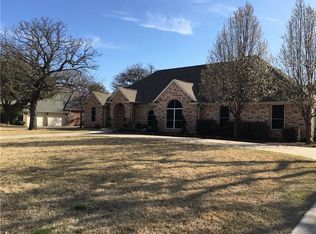 1214 Butterfield St, Bridgeport, TX 76426