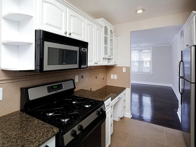 7552 Parkdale Ave #1S — Photo 7