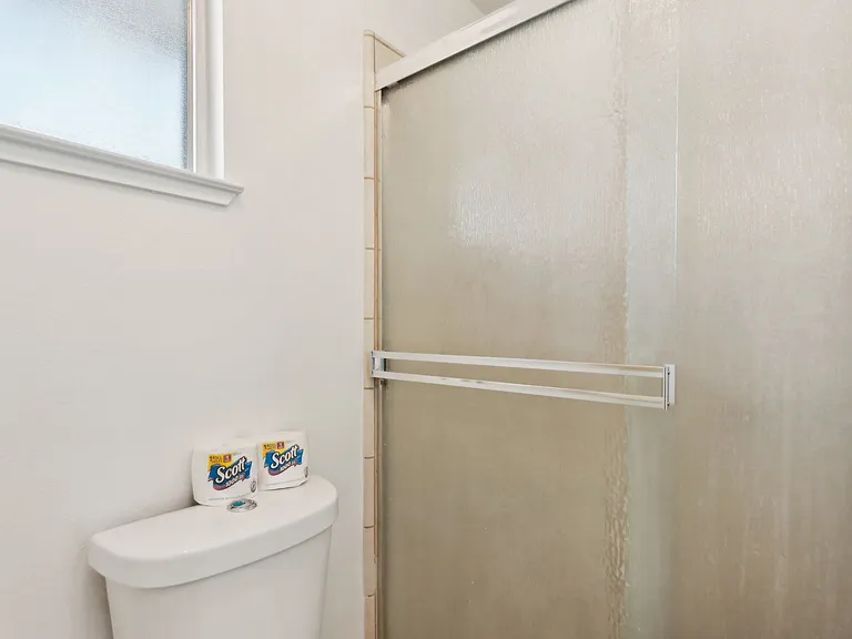 8560 Fern Crest Way — Photo 15