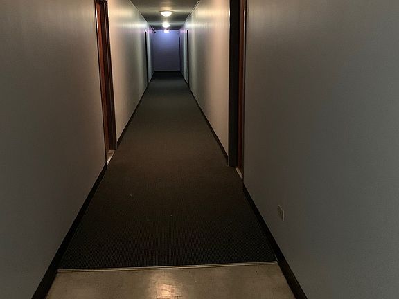 3rd image of 2035 W Granville Ave APT 305